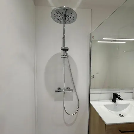 Appartamento T2 Moderne Et Cosy, Lumineux, *